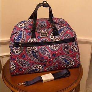 NWOT Vera Bradley travel bag